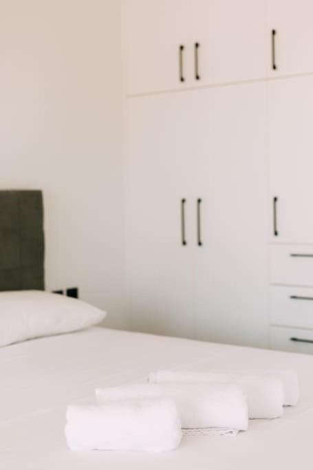 Glamorous Studio Near Center Ираклион Экстерьер фото